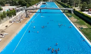 Eskişehir'de Kentpark Yapay Plajı yeni sezonda hizmete açıldı