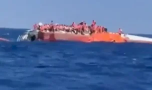 Girne açıklarında yolcu gemisi alabora oldu! 279 kişi kurtarılmayı bekliyor