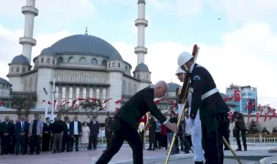 İstanbul’da 30 Ağustos Zafer Bayramı Taksim’de başladı