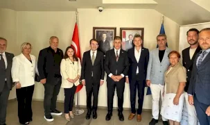 İzmir ile Kosova arasındaki iletişim güçleniyor