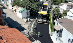 İzmir Narlıdere'de asfalt seferberliği