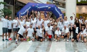 İzmir’de 50 dereceye ulaşan sıcaklar koşu rotasını değiştirdi
