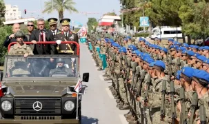 KKTC'de 30 Ağustos Zafer Bayramı için resmigeçit töreni