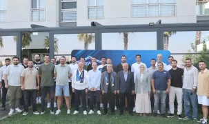 Kocaeli Gebze'de voleybol takımı yeni sezona hazırlanıyor