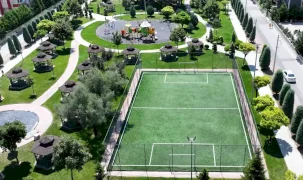 Konya Karatay'da 14 halı saha yolda