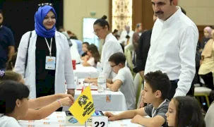Konya'da Başkan Altay öğrencilerin heyecanına ortak oldu