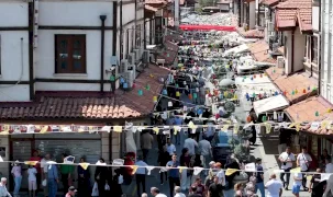 Konya’da 'Tarihi Çarşılar Alışveriş Günleri' başladı