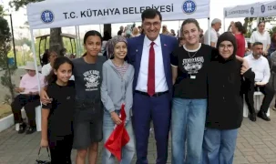 Kütahya'da Geleneksel Müderris Mahallesi Şenliği coşkusu