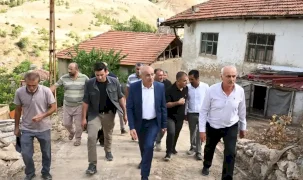 Malatya Hekimhan'da selin yaraları sarılıyor