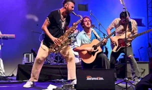 Manisa'da Evrencan Gündüz’den unutulmaz konser