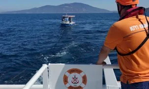 Marmara Adası açıklarında arızalanan tekne kurtarıldı