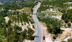 Mersin Gülnar’da yol ağı güçleniyor