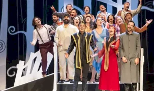 Mersin Şehir Tiyatrosu 25. sanat sezonunu dopdolu tamamladı