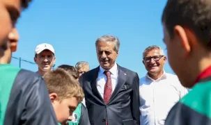 Sakarya'da gençler istedi, Başkan Alemdar talimat verdi