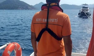 Tersane Adası açıklarında tekne arızası