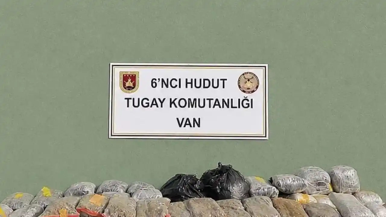 Van hudut hattında 51 kilo uyuşturucu ele geçirildi