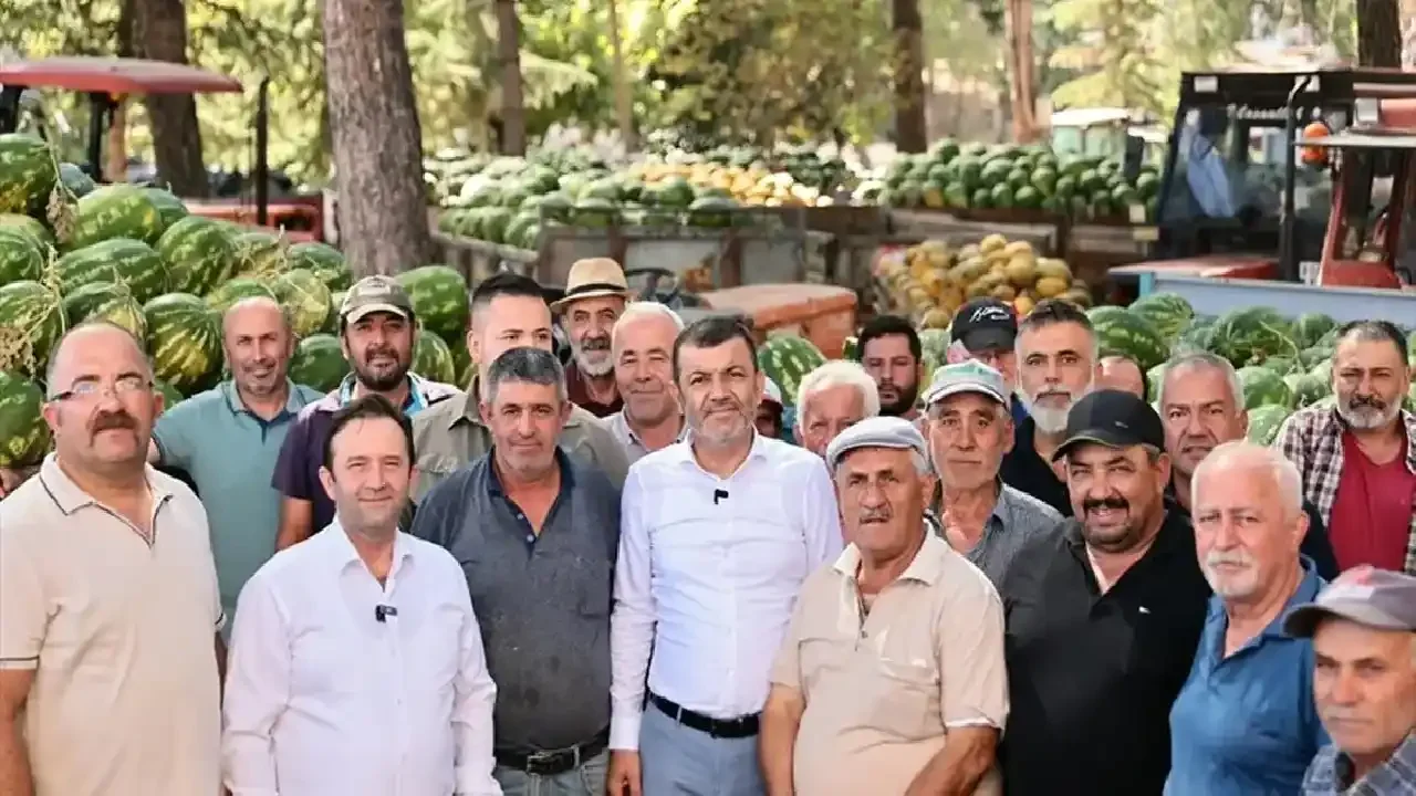 Acıpayam’da Yerel Karpuz Üreticileri Sofralara Ulaşıyor