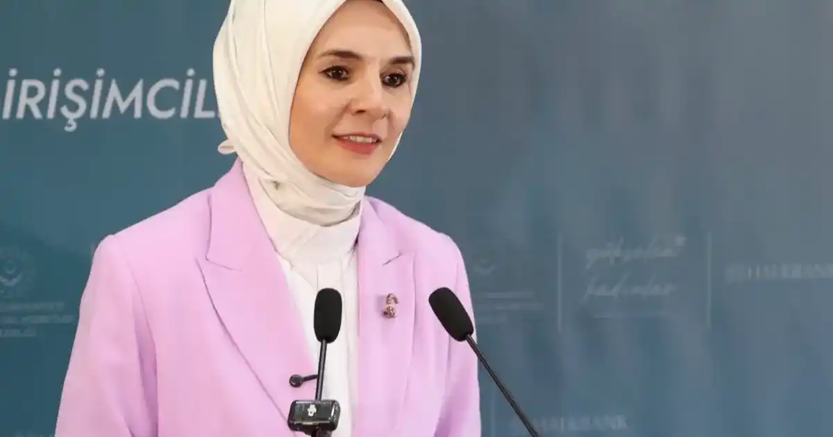 Bakan Göktaş'tan Hakkari'de şehit aileleri ve gazilerle vefa buluşması