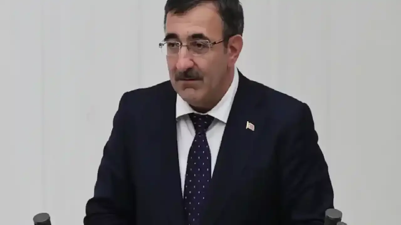 Cevdet Yılmaz: Enflasyonla mücadeleyi güçlü eşgüdümle sürdürüyoruz