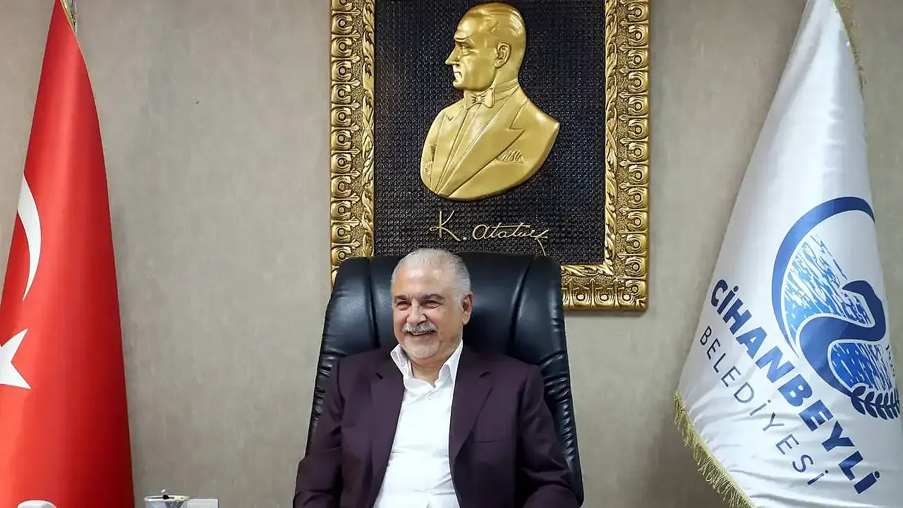 Cihanbeyli’de Başkan Fırat Kızılkaya ve Belediye Meclis Üyeleri CHP’den istifa etti