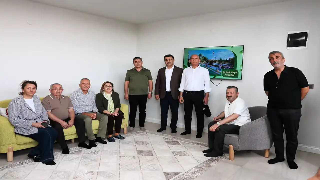 Gaziantep'te Bahçelievler projesinin örnek dairesi tanıtıldı