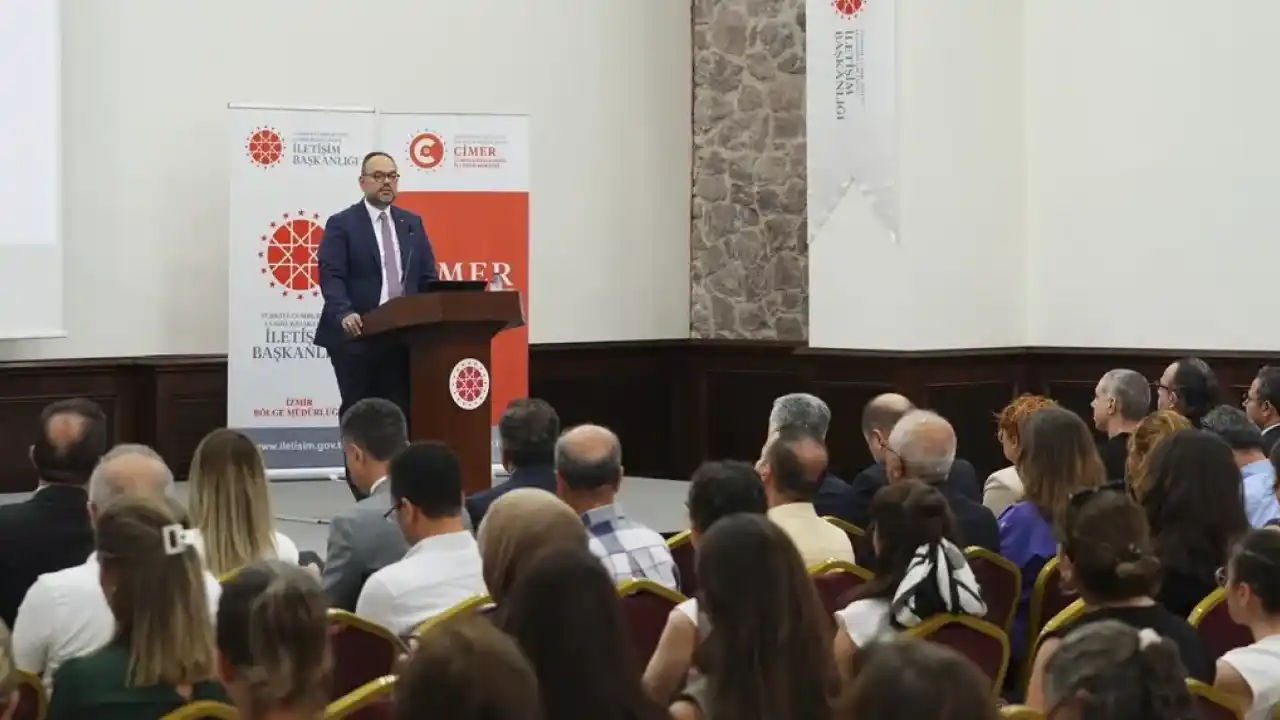 İletişim'den İzmir’de kamu personeline yönelik eğitim
