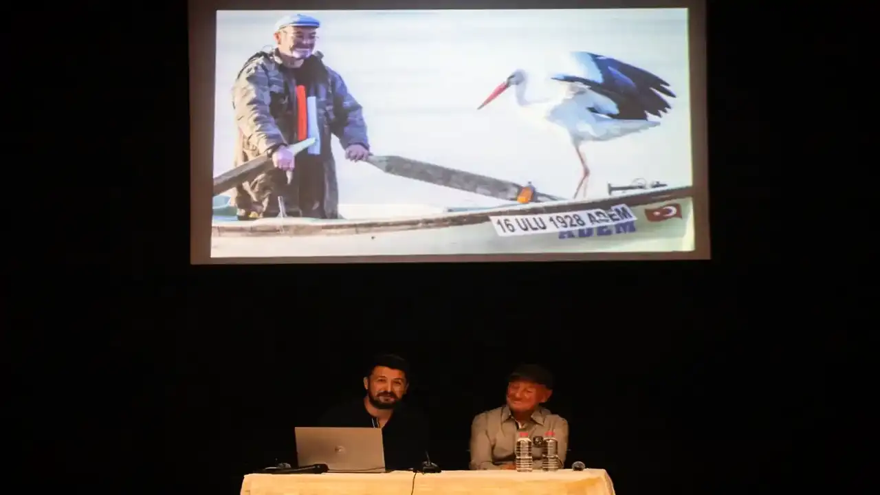 İzmir'de Yaren Leylek ile Adem Amca buluştu