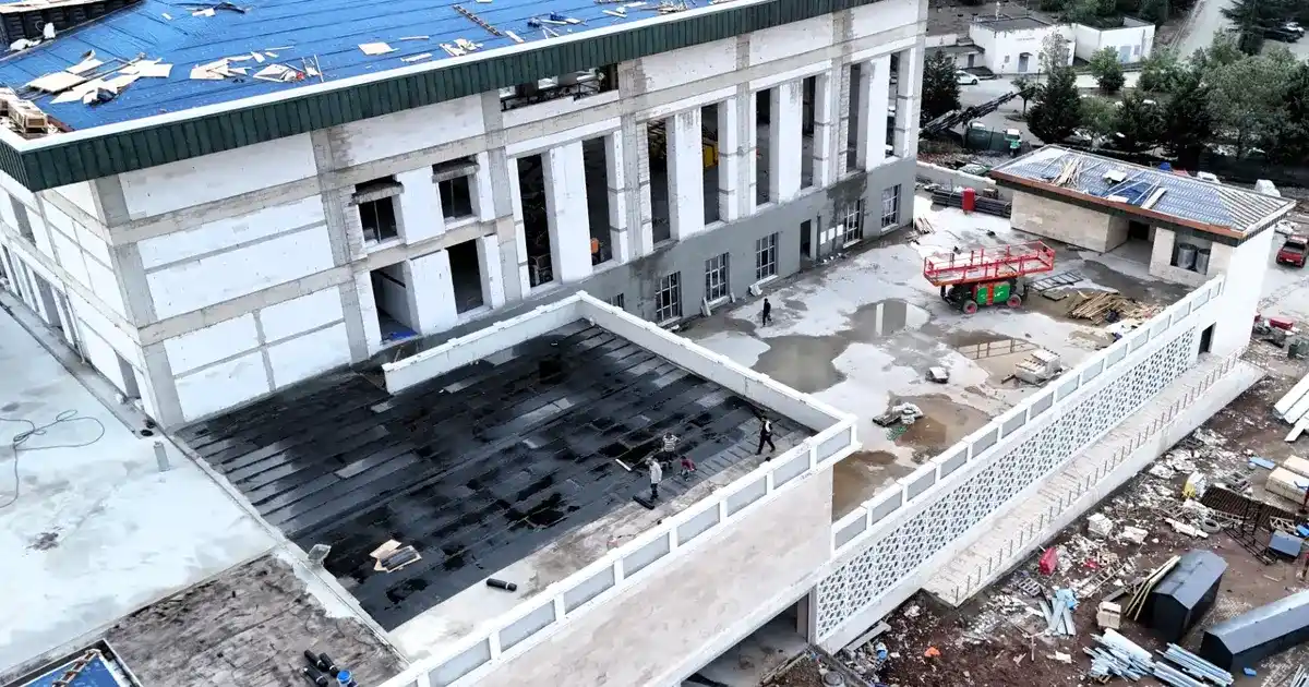 Kocaeli'de Umuttepe Camii ve Otopark projesi gün sayıyor