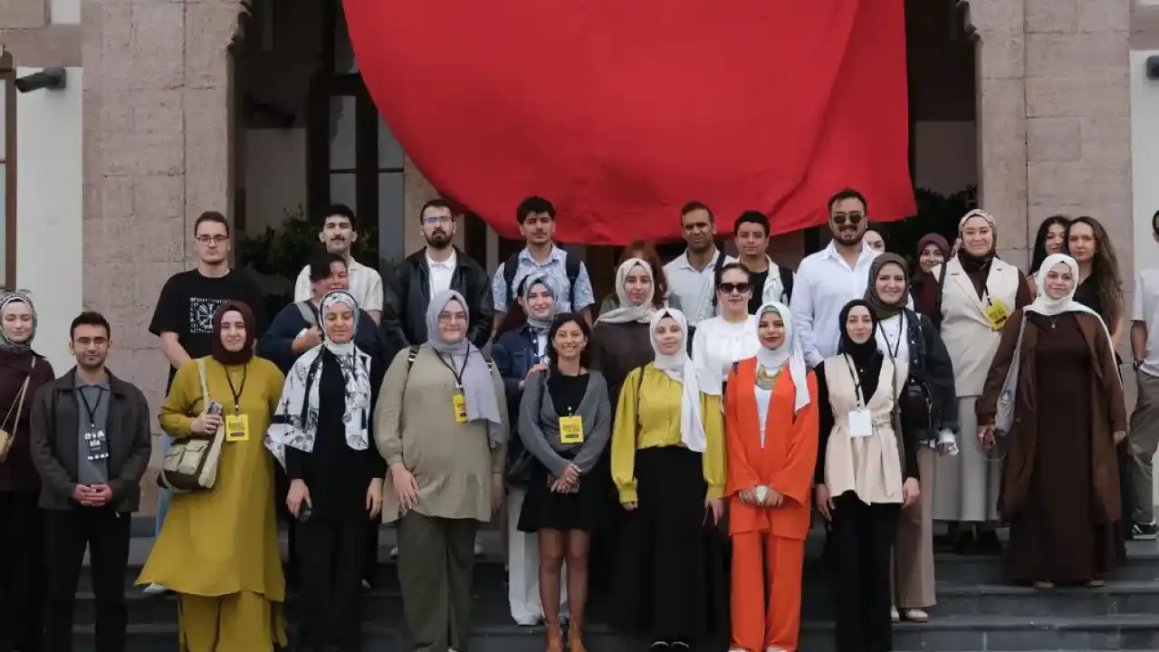 Konya'da “Kültür Yayıncılığı” temasıyla düzenlenen 5. Yayıncılık Yaz Okulu tamamlandı
