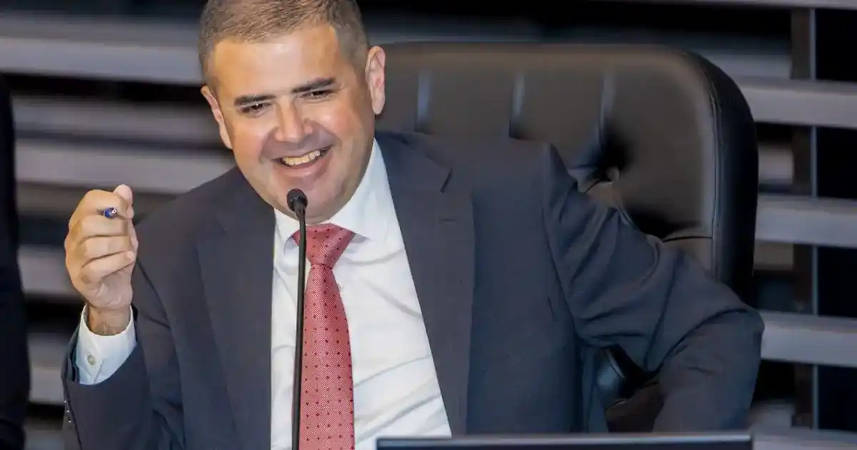 Mezitli Belediye Başkanı CHP'den ihraç edildi