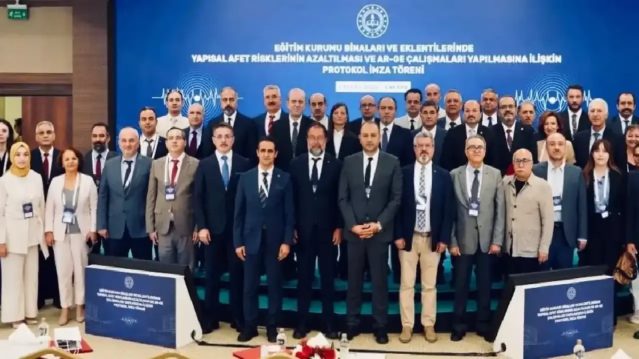 Mogan Lisesi'nde 900 Okul Binası İncelendi, Afet Riski Azaltıldı