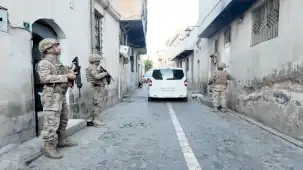 28 ilde DEAŞ operasyonu: 83 gözaltı