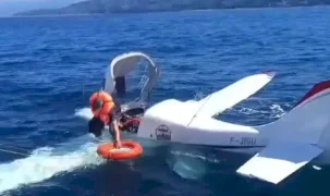Batum'dan havalanan uçak Rize'de denize acil iniş yaptı! 2 kişi kurtarıldı