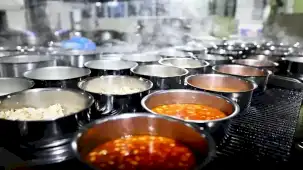 Denizli aşevi bin haneye sıcak yemek ulaştırıyor