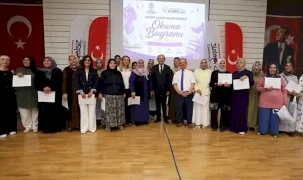 Denizli'de hayatları değişen kadınlar sertifikalarını aldı