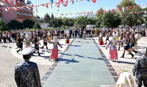 Efes Selçuk’un kurtuluşunun 104’üncü yılı törenle kutlandı