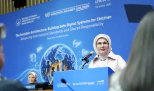 Emine Erdoğan: Çocukların dijital güvenliği için küresel iş birliği şart