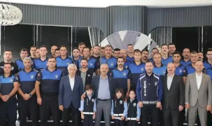 Gebze'de Başkan Büyükgöz Zabıta personeliyle buluştu