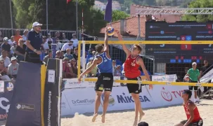 İzmir Foça'da yarı finalistler belli oldu