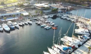 İzmir Marina’da pop klasikleri
