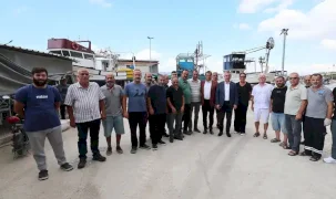 Kocaeli'de Başan Büyükakın balıkçılarla geleneği bozmadı