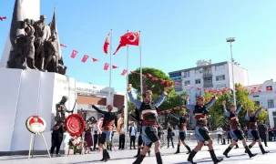 Manisa’nın kurtuluşunun 104’üncü yılı törenle kutlandı