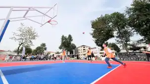 Sakarya sokaklarında 250 sporcu parkede ter döktü