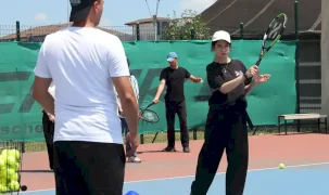 Sakarya'da Sonbahar Spor Okulu’nda tenis heyecanı