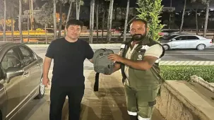 Gebze'de parkta unutulan servet sahibine kavuşturuldu